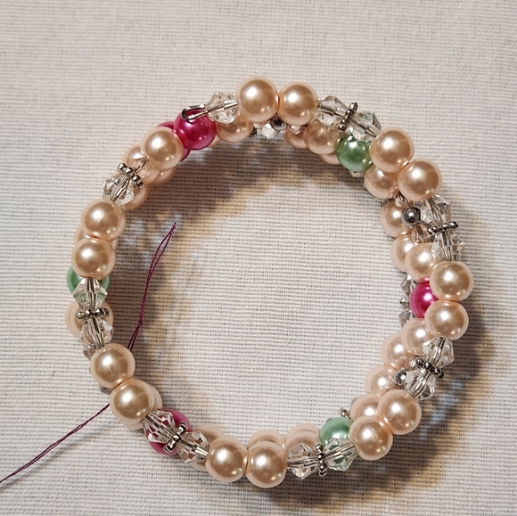 Hand Crafted Elegant Pearl and Crystal Wrap Memory Wire Bracelet Pink Green - Picture 2 of 5